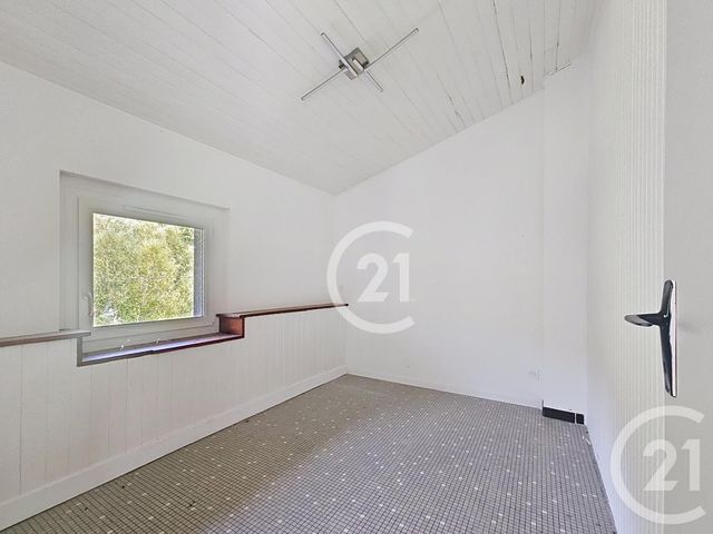 Appartement &agrave; louer - 3 pi&egrave;ces - 48 m2 - St Sorlin En Bugey - 01 - RHONE-ALPES