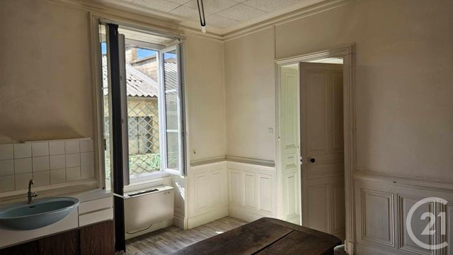 Appartement à vendre - 4 pièces - 85 m2 - Amberieu En Bugey - 01 - RHONE-ALPES