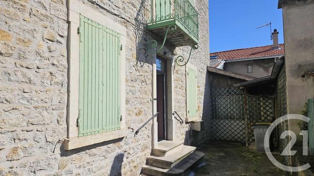 Appartement à vendre - 4 pièces - 85 m2 - Amberieu En Bugey - 01 - RHONE-ALPES