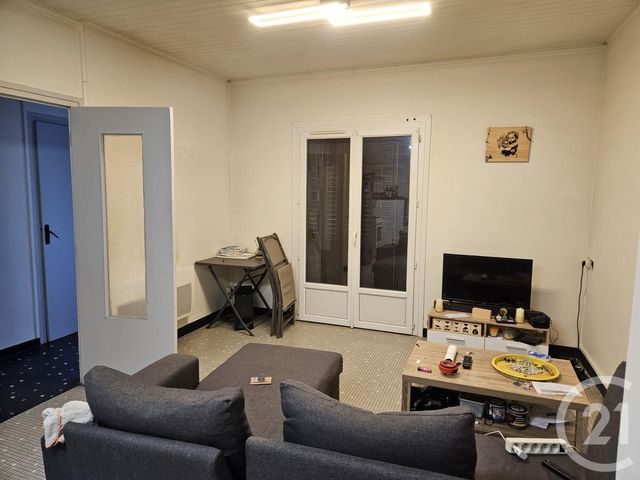 Appartement F3 à vendre - 3 pièces - 43 m2 - St Sorlin En Bugey - 01 - RHONE-ALPES