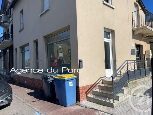 Local commercial à louer - 76.12 m2 - 76 - Seine-Maritime
