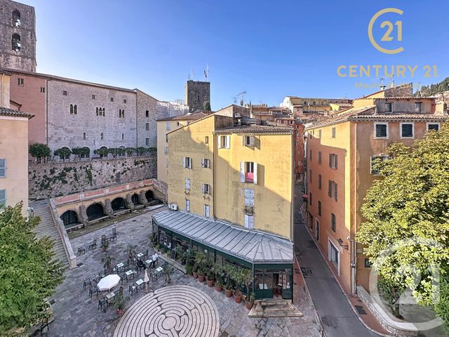 Appartement F3 à vendre - 3 pièces - 70,26 m2 - Grasse - 06 - PROVENCE-ALPES-COTE-D-AZUR