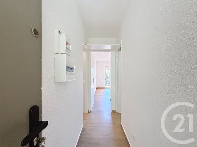 Appartement F2 à louer - 2 pièces - 26,50 m2 - Grasse - 06 - PROVENCE-ALPES-COTE-D-AZUR