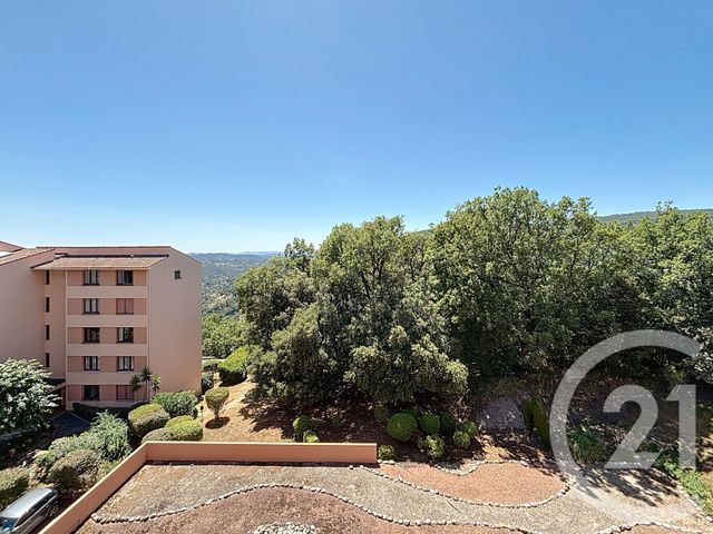 Appartement F2 à louer - 2 pièces - 26,50 m2 - Grasse - 06 - PROVENCE-ALPES-COTE-D-AZUR