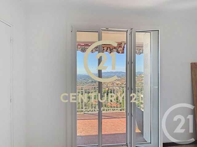 Appartement F3 &agrave; vendre - 3 pi&egrave;ces - 65,78 m2 - Grasse - 06 - PROVENCE-ALPES-COTE-D-AZUR