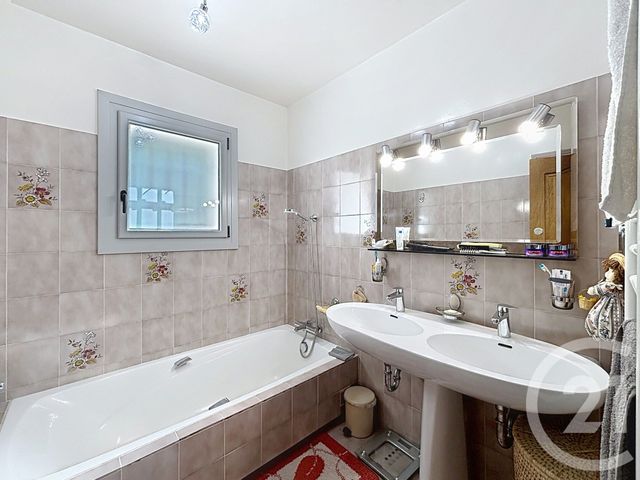Maison &agrave; vendre - 8 pi&egrave;ces - 187,80 m2 - Le Tignet - 06 - PROVENCE-ALPES-COTE-D-AZUR