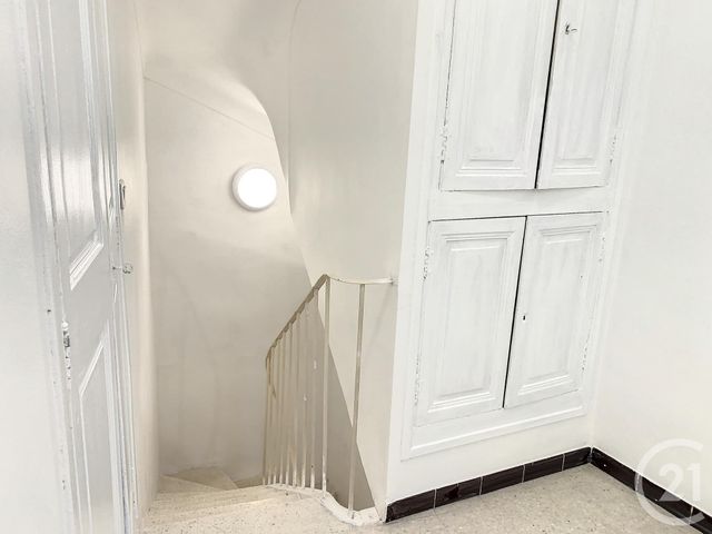 Appartement F2 &agrave; louer - 2 pi&egrave;ces - 41,76 m2 - Grasse - 06 - PROVENCE-ALPES-COTE-D-AZUR