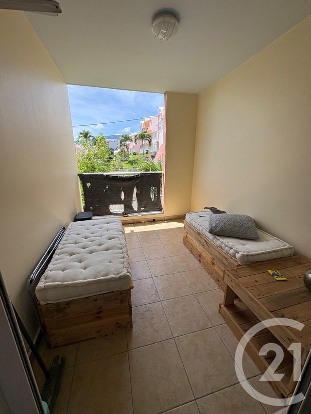 Appartement F1 &agrave; louer - 1 pi&egrave;ce - 24 m2 - St Denis - 974 - REUNION