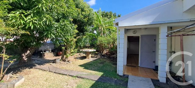 Maison &agrave; louer - 5 pi&egrave;ces - 97,41 m2 - Ste Marie - 974 - REUNION