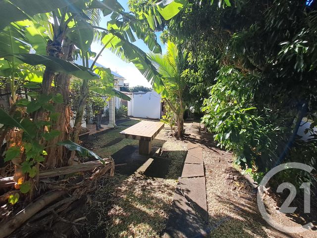 Maison &agrave; louer - 5 pi&egrave;ces - 97,41 m2 - Ste Marie - 974 - REUNION