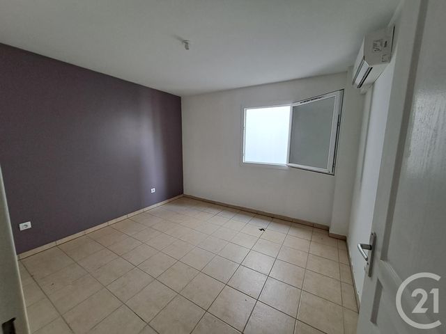 Appartement F3 &agrave; louer - 3 pi&egrave;ces - 54,64 m2 - St Denis - 974 - REUNION