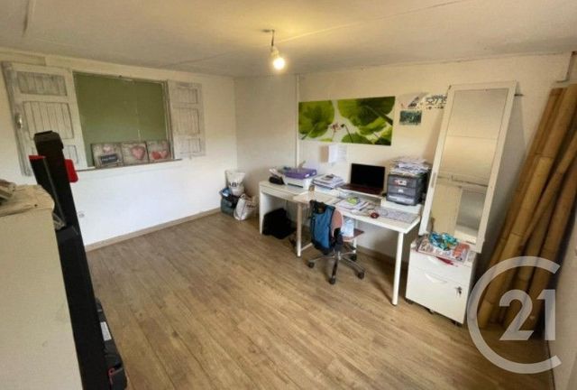 Maison &agrave; louer - 6 pi&egrave;ces - 125,46 m2 - St Denis - 974 - REUNION