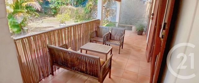 Maison &agrave; louer - 6 pi&egrave;ces - 125,46 m2 - St Denis - 974 - REUNION