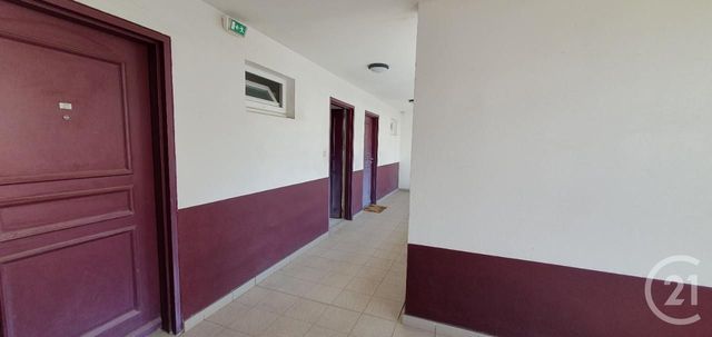 Appartement Studio &agrave; louer - 1 pi&egrave;ce - 23,99 m2 - St Denis - 974 - REUNION