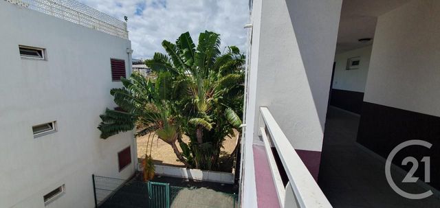 Appartement Studio &agrave; louer - 1 pi&egrave;ce - 23,99 m2 - St Denis - 974 - REUNION