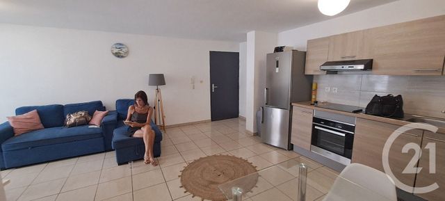 Appartement F3 &agrave; louer - 3 pi&egrave;ces - 54,10 m2 - St Denis - 974 - REUNION