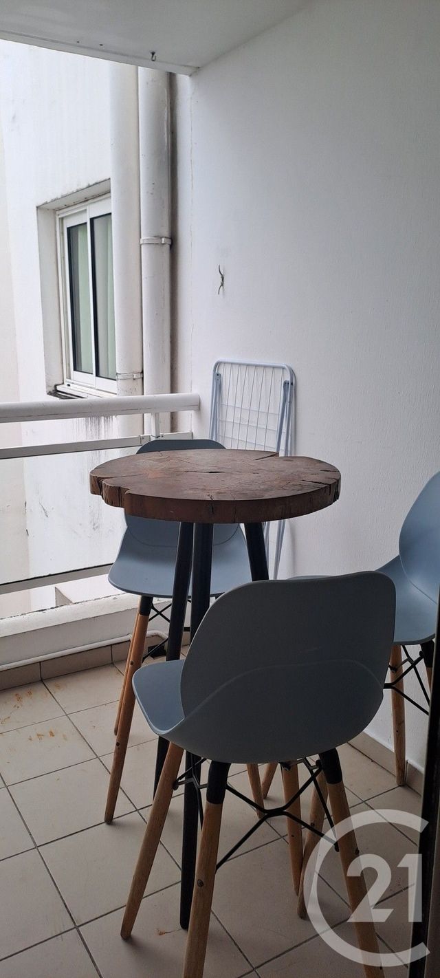 Appartement F3 &agrave; louer - 3 pi&egrave;ces - 54,10 m2 - St Denis - 974 - REUNION