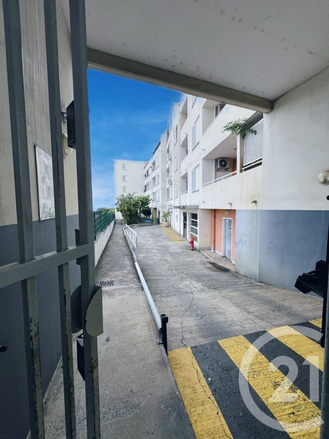 Appartement F2 &agrave; louer - 2 pi&egrave;ces - 40,63 m2 - St Denis - 974 - REUNION