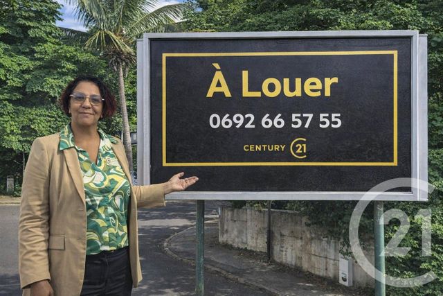 Appartement F4 &agrave; louer - 4 pi&egrave;ces - 64,77 m2 - St Denis - 974 - REUNION