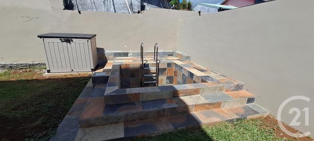 Maison &agrave; louer - 4 pi&egrave;ces - 112,11 m2 - Ste Suzanne - 974 - REUNION