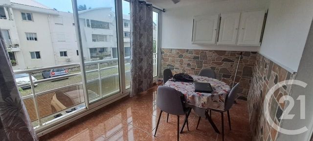 Appartement F3 &agrave; louer - 3 pi&egrave;ces - 75,41 m2 - St Denis - 974 - REUNION