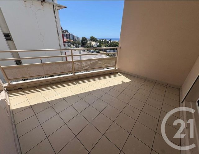 Appartement F3 bis &agrave; louer - 4 pi&egrave;ces - 60,53 m2 - St Denis - 974 - REUNION