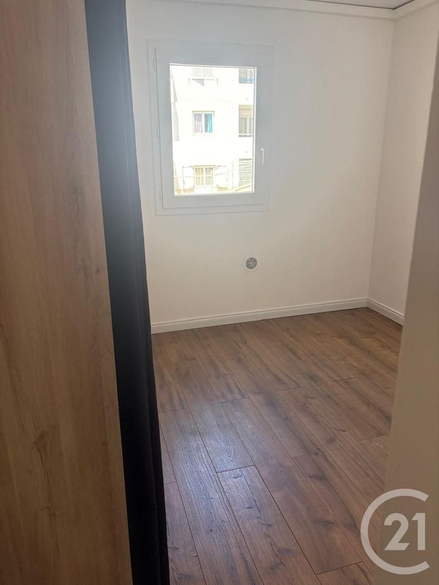Appartement F3 bis &agrave; louer - 4 pi&egrave;ces - 60,53 m2 - St Denis - 974 - REUNION