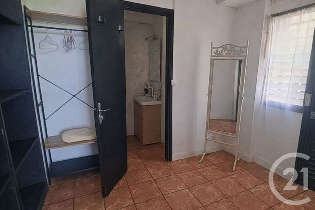 Appartement F2 &agrave; louer - 2 pi&egrave;ces - 40,82 m2 - St Denis - 974 - REUNION