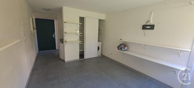 Appartement Studio &agrave; louer - 1 pi&egrave;ce - 19,52 m2 - St Denis - 974 - REUNION