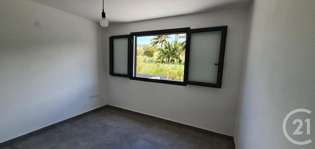 Maison &agrave; louer - 4 pi&egrave;ces - 83,15 m2 - Petite Ile - 974 - REUNION