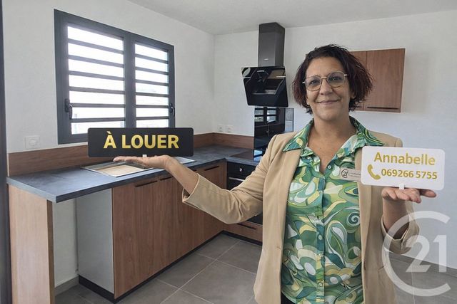Maison &agrave; louer - 4 pi&egrave;ces - 83,15 m2 - Petite Ile - 974 - REUNION