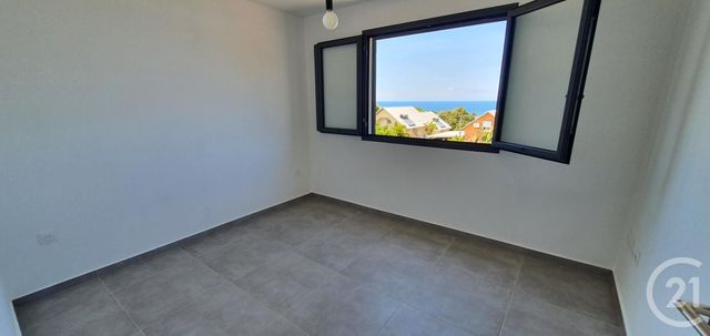 Maison &agrave; louer - 4 pi&egrave;ces - 83,15 m2 - Petite Ile - 974 - REUNION