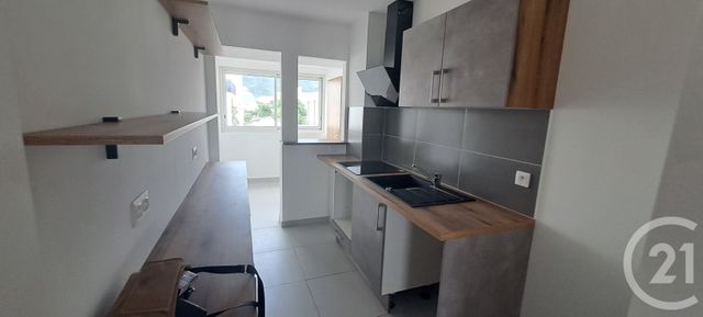 Appartement F3 &agrave; louer - 3 pi&egrave;ces - 86,64 m2 - St Denis - 974 - REUNION