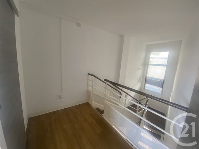 Appartement F3 &agrave; louer - 3 pi&egrave;ces - 68,16 m2 - St Denis - 974 - REUNION