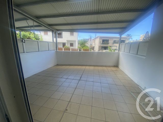 Appartement F3 &agrave; louer - 3 pi&egrave;ces - 68,16 m2 - St Denis - 974 - REUNION