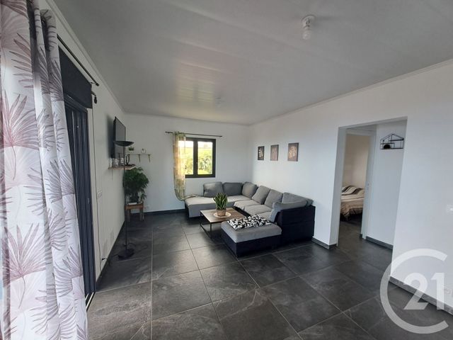 Maison &agrave; louer - 3 pi&egrave;ces - 62,86 m2 - St Paul - 974 - REUNION