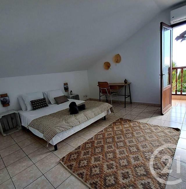 Maison &agrave; louer - 5 pi&egrave;ces - 126,09 m2 - St Paul - 974 - REUNION