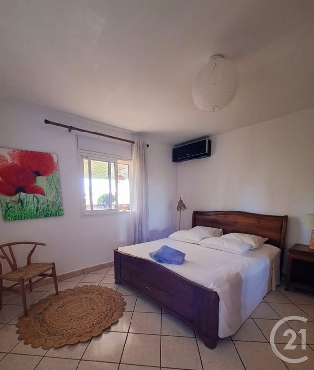 Maison &agrave; louer - 5 pi&egrave;ces - 126,09 m2 - St Paul - 974 - REUNION