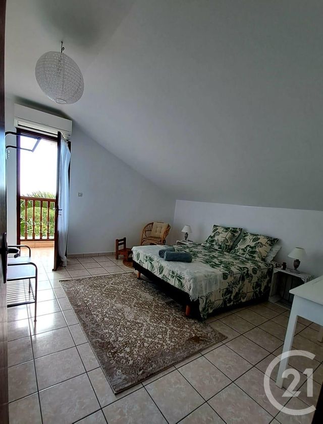 Maison &agrave; louer - 5 pi&egrave;ces - 126,09 m2 - St Paul - 974 - REUNION