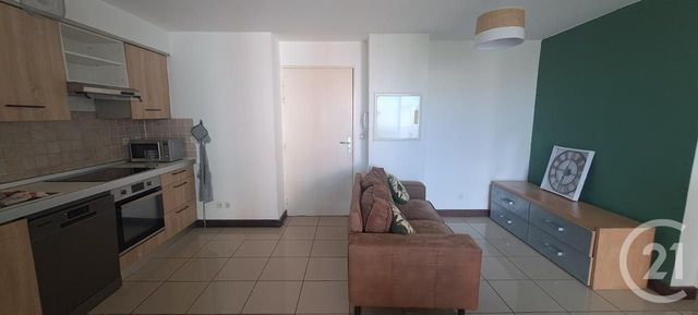 Appartement F3 &agrave; louer - 3 pi&egrave;ces - 52,67 m2 - St Denis - 974 - REUNION