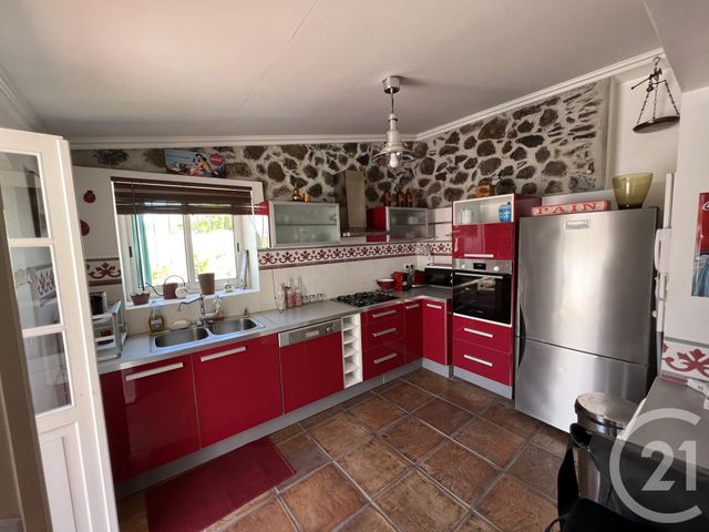 Maison &agrave; louer - 4 pi&egrave;ces - 96 m2 - St Paul - 974 - REUNION