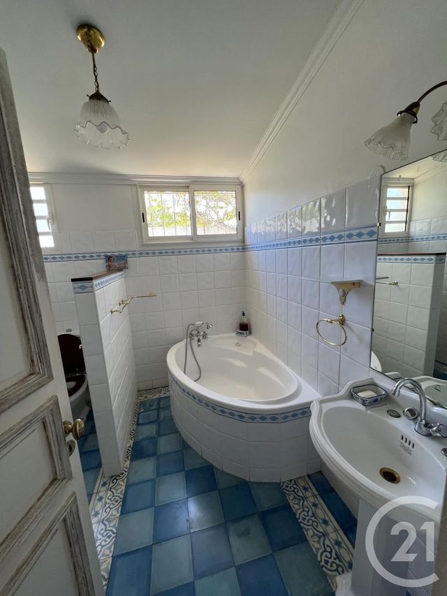 Maison &agrave; louer - 4 pi&egrave;ces - 96 m2 - St Paul - 974 - REUNION