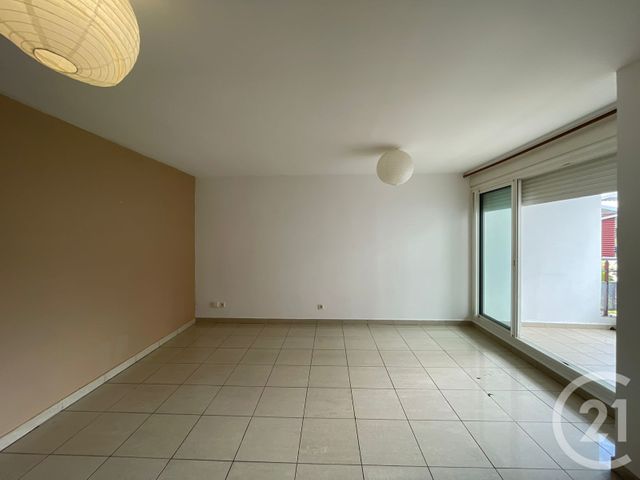 Appartement F2 &agrave; louer - 2 pi&egrave;ces - 42,84 m2 - St Denis - 974 - REUNION