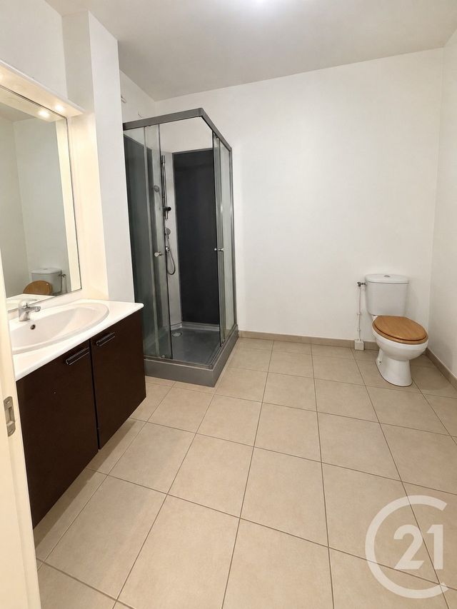 Appartement F1 &agrave; louer - 1 pi&egrave;ce - 20,30 m2 - St Denis - 974 - REUNION