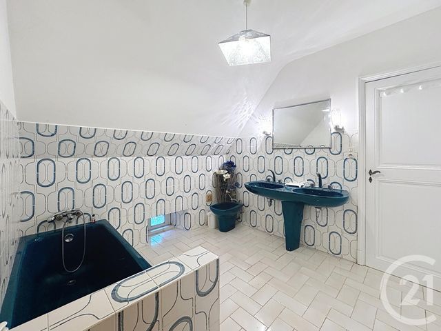 Maison à vendre - 8 pièces - 175,30 m2 - Pont L Abbe - 29 - BRETAGNE