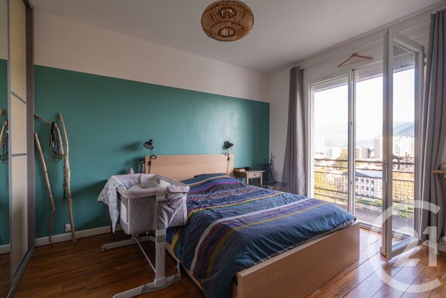 Appartement T4 &agrave; vendre - 4 pi&egrave;ces - 81,18 m2 - La Tronche - 38 - RHONE-ALPES