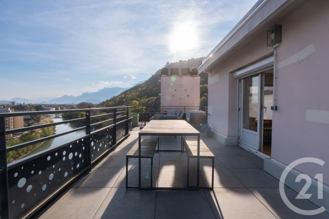 Appartement T4 &agrave; vendre - 4 pi&egrave;ces - 81,18 m2 - La Tronche - 38 - RHONE-ALPES