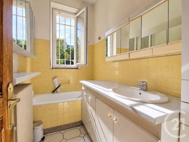 Maison &agrave; vendre - 9 pi&egrave;ces - 178,23 m2 - La Tronche - 38 - RHONE-ALPES