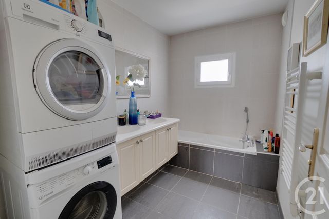 Appartement T5 &agrave; vendre - 5 pi&egrave;ces - 119,92 m2 - Grenoble - 38 - RHONE-ALPES