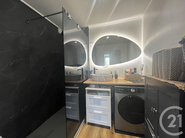 Appartement T3 &agrave; vendre - 3 pi&egrave;ces - 63,59 m2 - Fontanil Cornillon - 38 - RHONE-ALPES